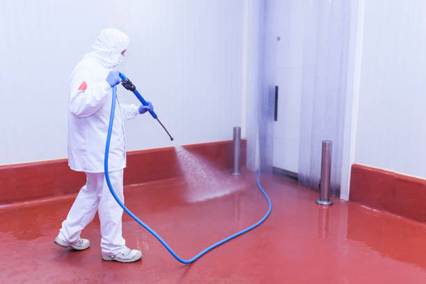 Best Animal Enclosure Cleaning  in Dalworthington Gardens, TX